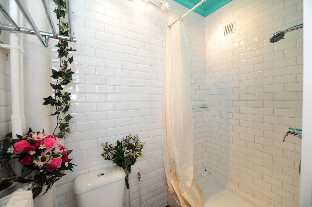 Blue Lagon Five Stars Holiday House 尼斯 外观 照片