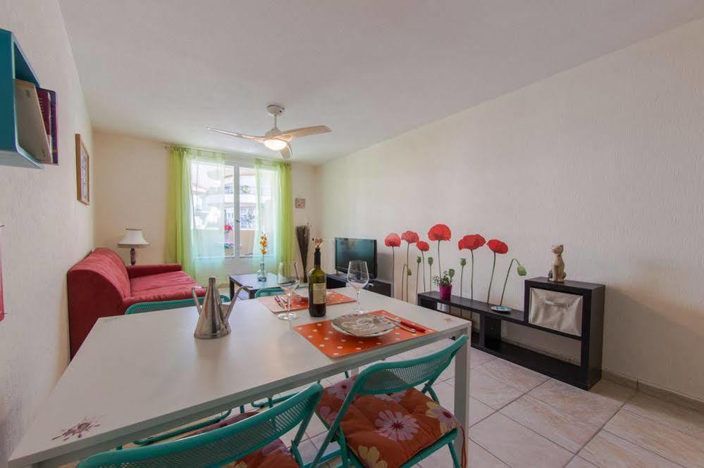 Blue Lagon Five Stars Holiday House 尼斯 外观 照片
