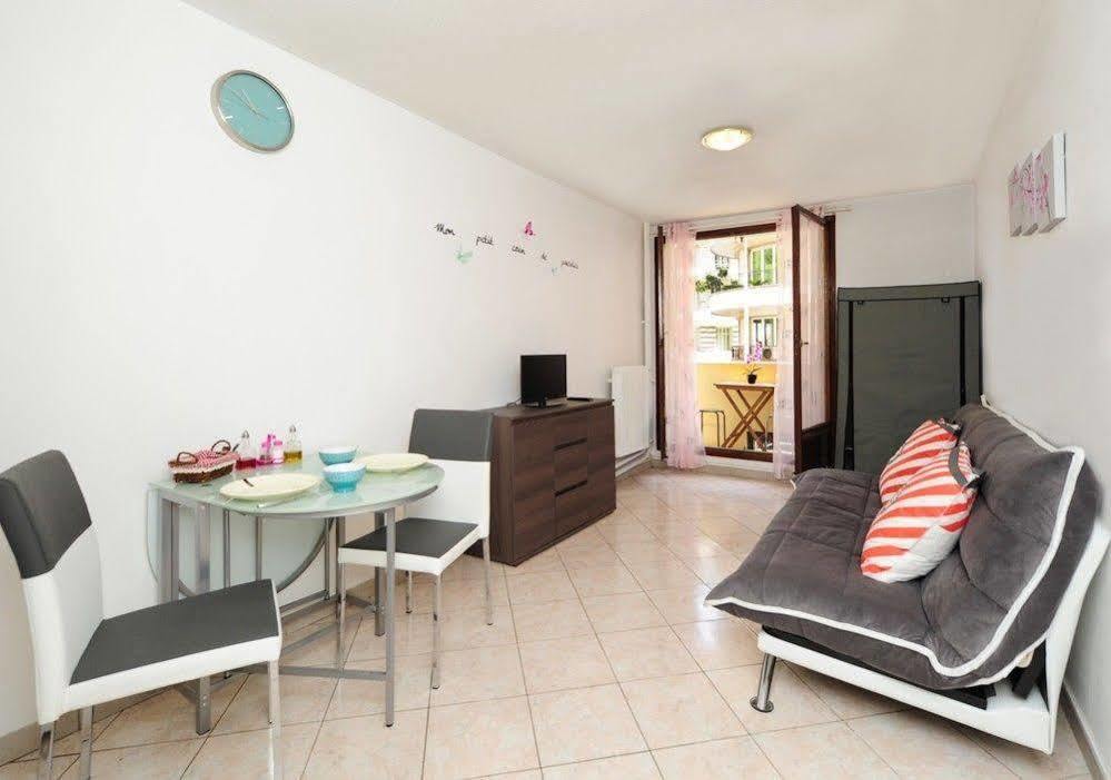 Blue Lagon Five Stars Holiday House 尼斯 外观 照片